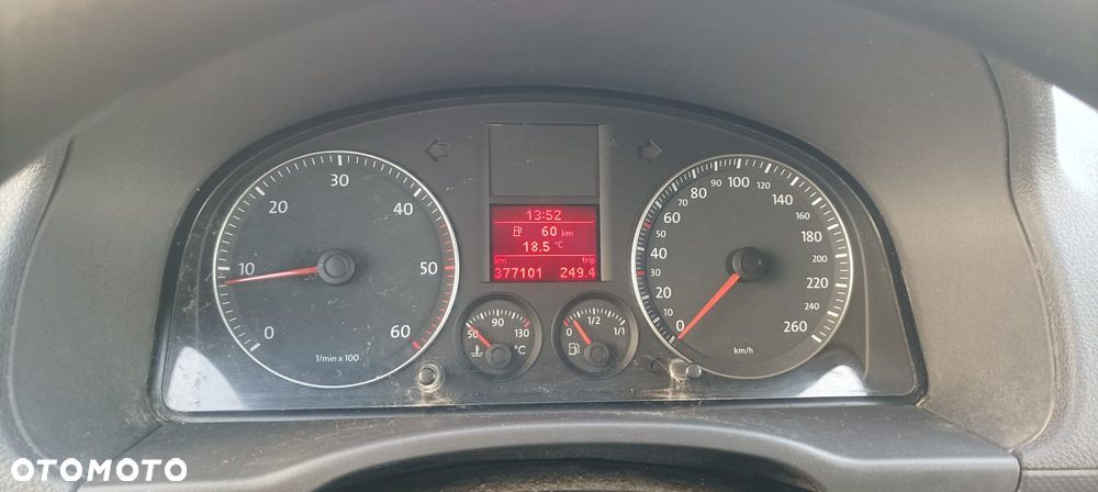 Volkswagen Caddy - 14