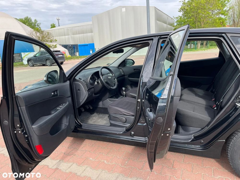 Hyundai i30 1.4 FIFA WM Edition - 10