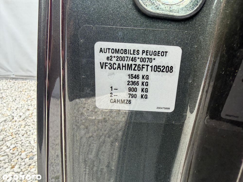 Peugeot 208 1.2 PureTech Active - 23
