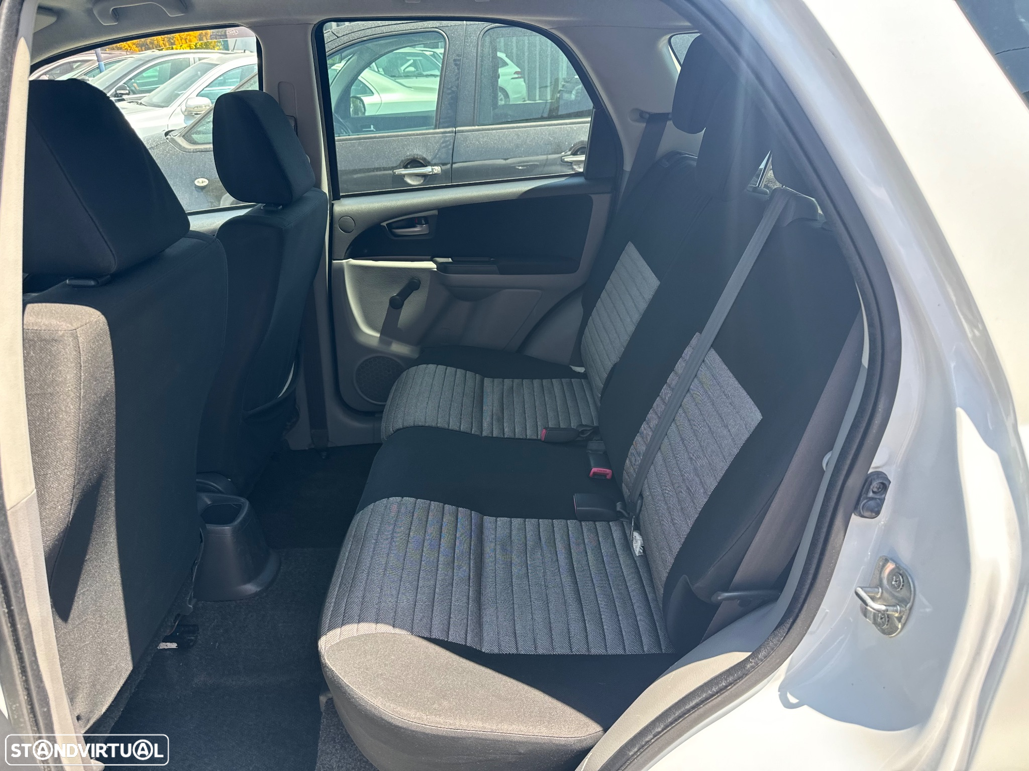 Suzuki SX4 1.6 DDiS GLA Outdoor Line - 10