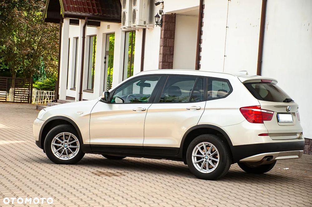 BMW X3 xDrive20d Edition Lifestyle - 17