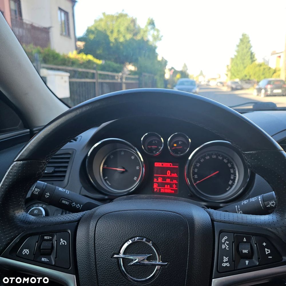 Opel Insignia 2.0 CDTI Automatik - 18