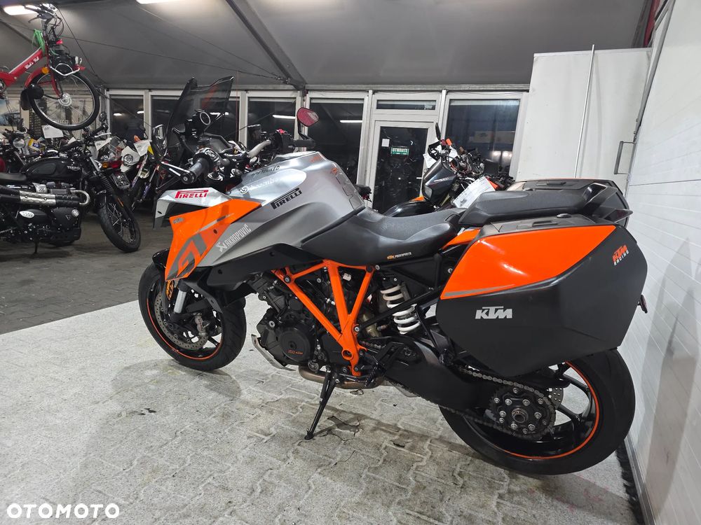 KTM Super Duke - 16