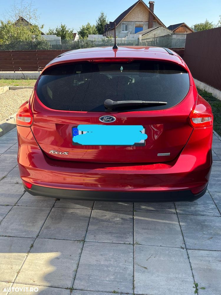 Ford Focus 1.0 EcoBoost Titanium - 12