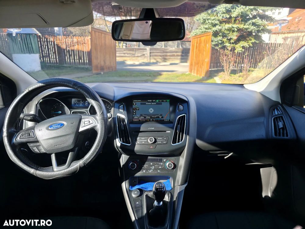 Ford Focus 1.5 TDCi ECOnetic 88g Start-Stopp-Sy Business - 6