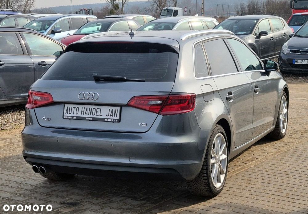 Audi A3 Sportback - 13