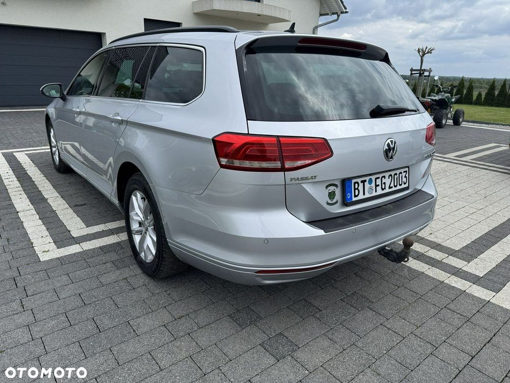 Volkswagen Passat - 6