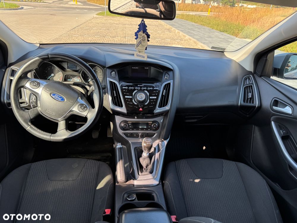 Ford Focus 1.6 EcoBoost Titanium - 12