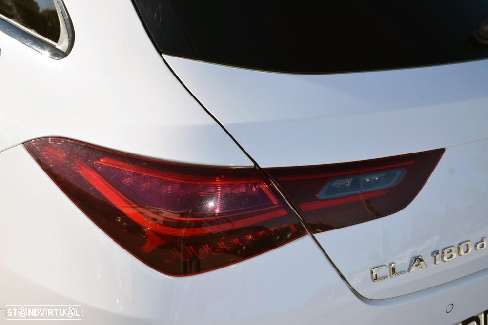Mercedes-Benz CLA 180 d Shooting Brake AMG Line Aut. - 18