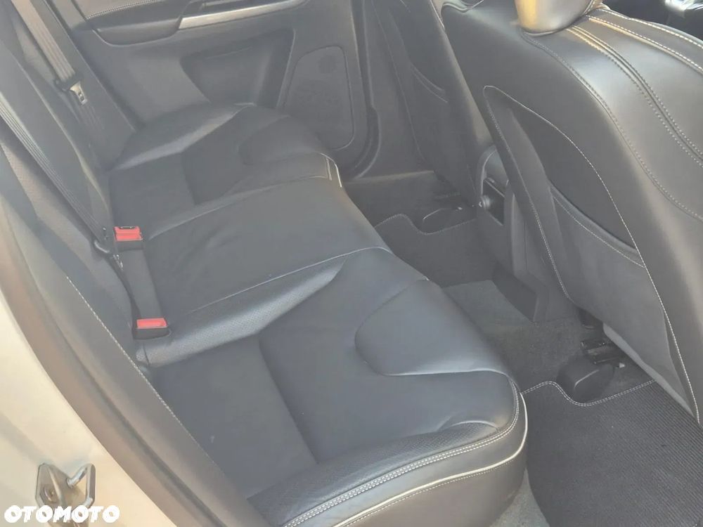 Volvo XC 60 D5 AWD R-Design Momentum - 5