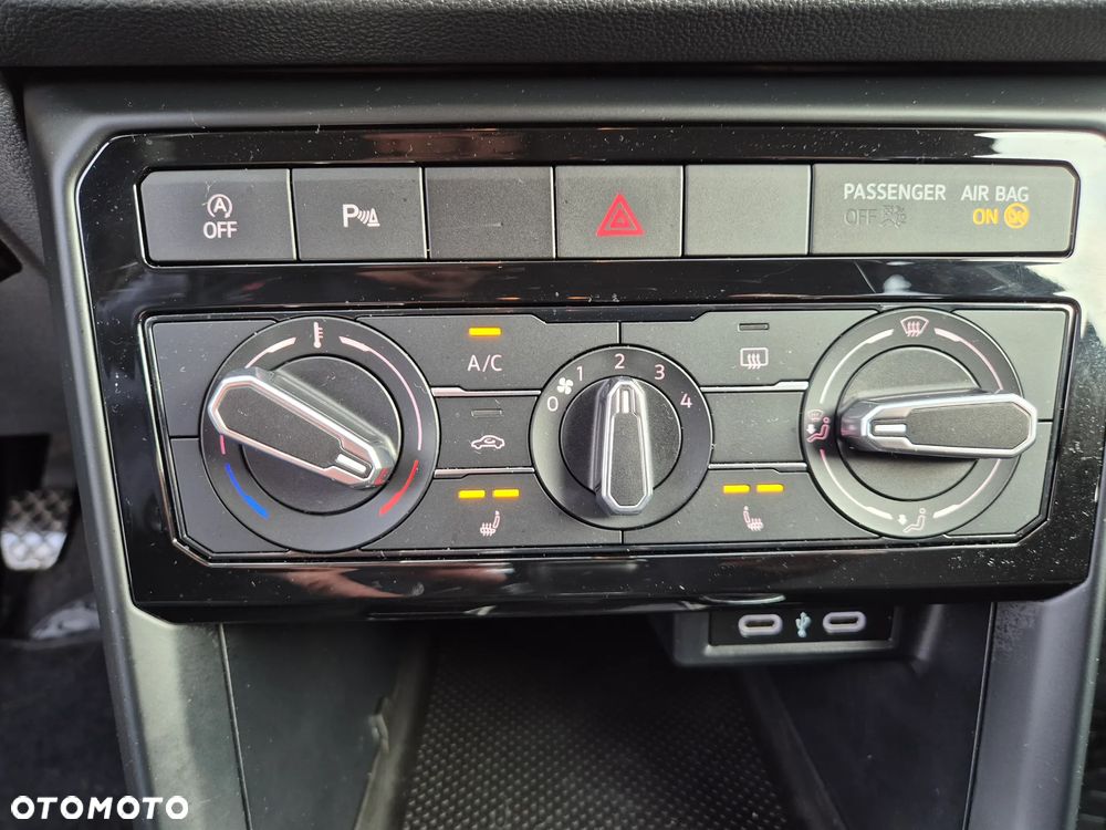 Volkswagen T-Cross 1.0 TSI Active - 23