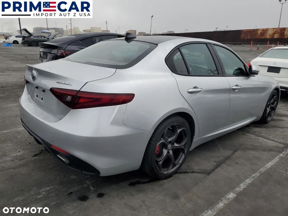 Alfa Romeo Giulia - 3
