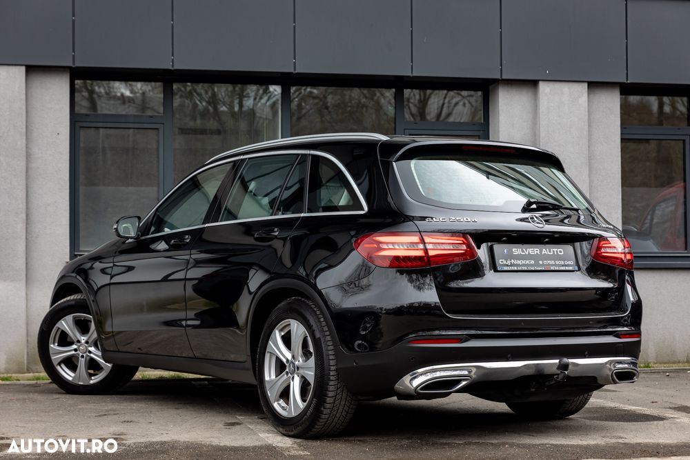 Mercedes-Benz GLC - 24