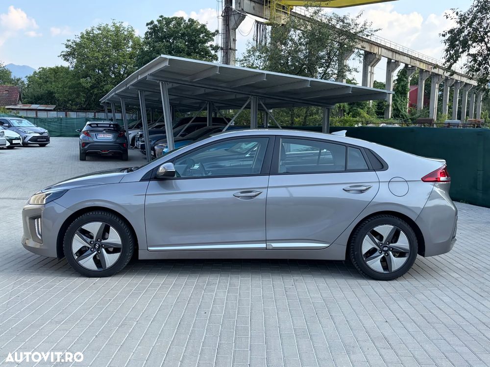 Hyundai IONIQ - 5