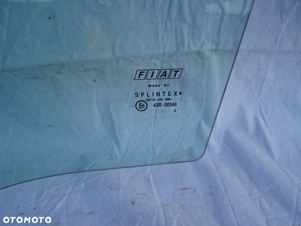 SZYBA DRZWI BOCZNA LEWA PRZÓD FIAT MULTIPLA LIFT NR630 - 2