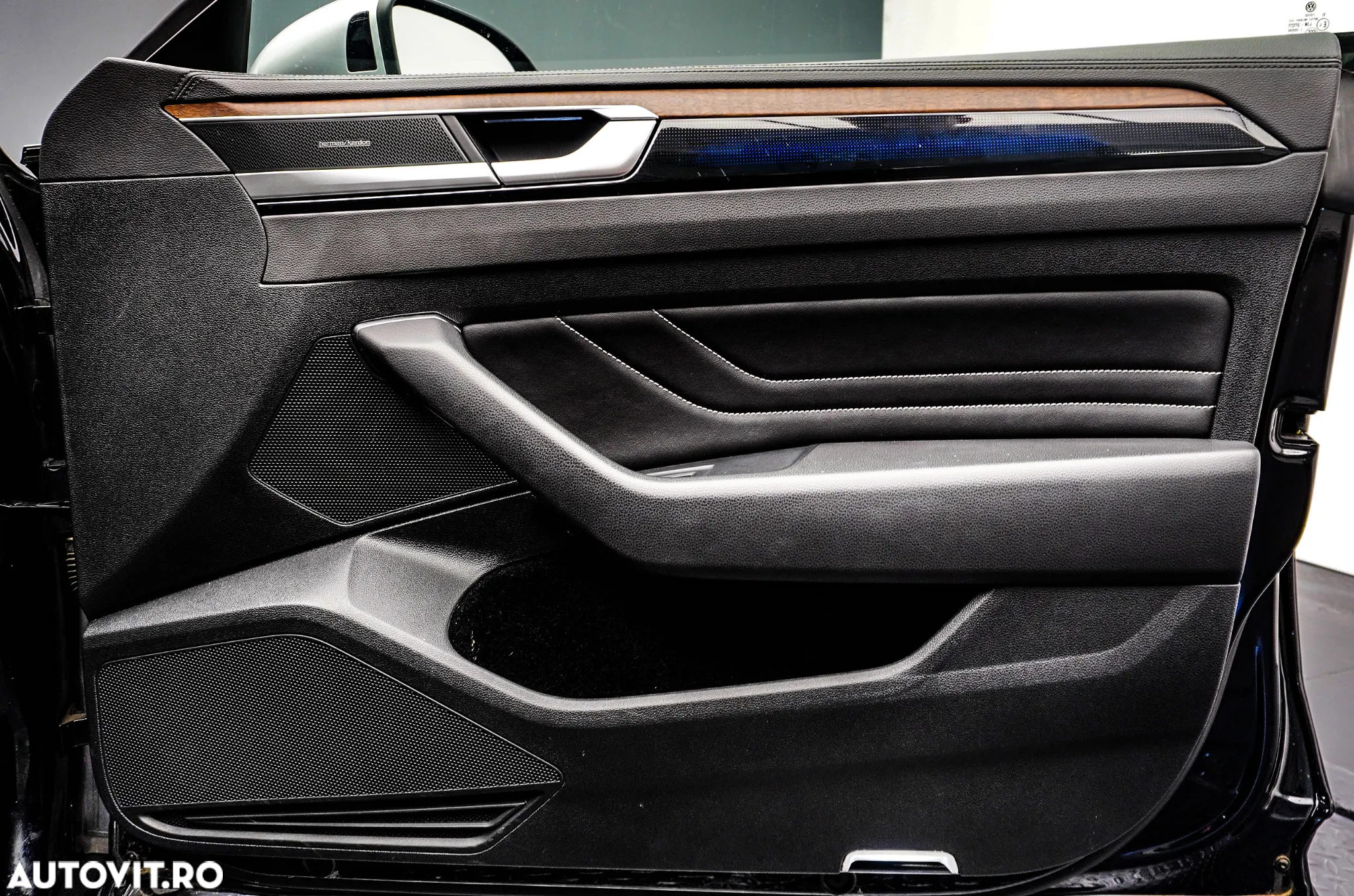 Volkswagen ARTEON 2.0 TDI Elegance - 28