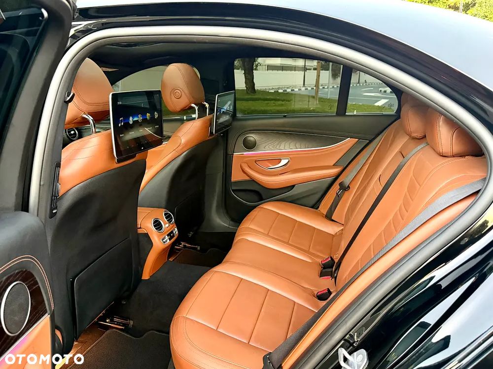 Mercedes-Benz Klasa E 400 7G-TRONIC - 14