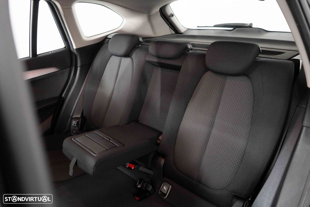 BMW X1 25 e xDrive Corporate Edition - 10