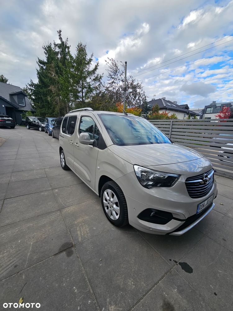 Opel Combo 1.2 Turbo Start/Stop Edition - 9
