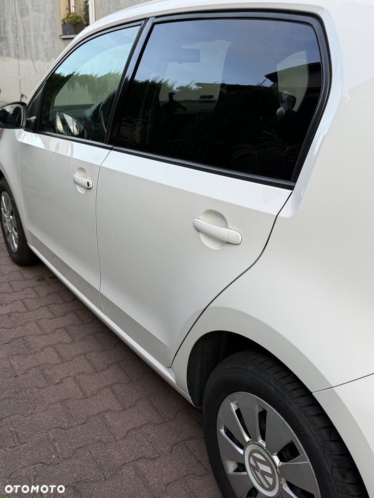 Volkswagen up! - 3