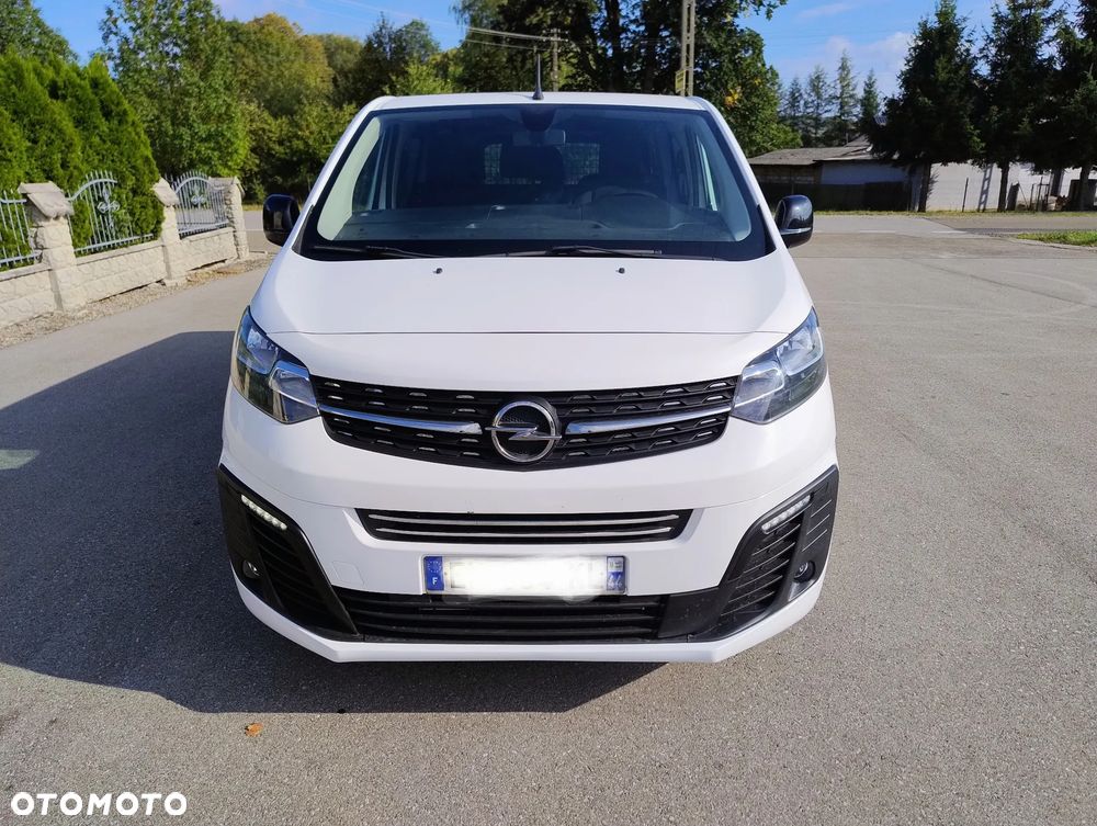 Opel Vivaro Lang - 2
