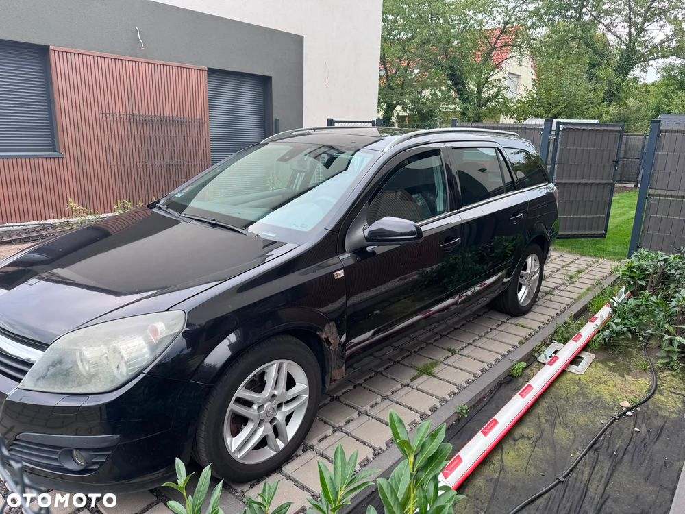 Opel Astra 1.9 CDTI Cosmo - 9