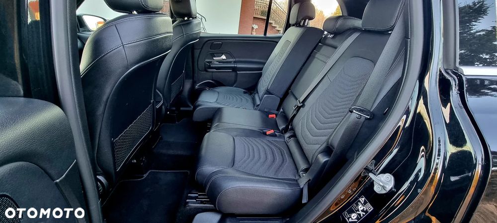 Mercedes-Benz GLB 200 Progressive 7G-DCT - 16