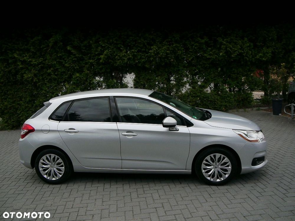 Citroën C4 e-HDi 110 Selection - 11