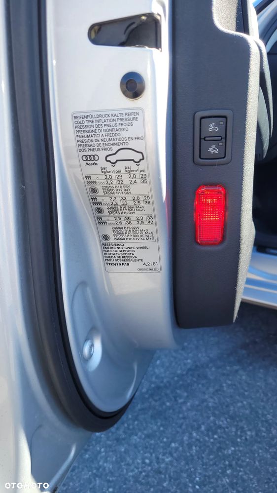 Audi A4 Limousine 1.8 TFSI quattro Ambition - 17