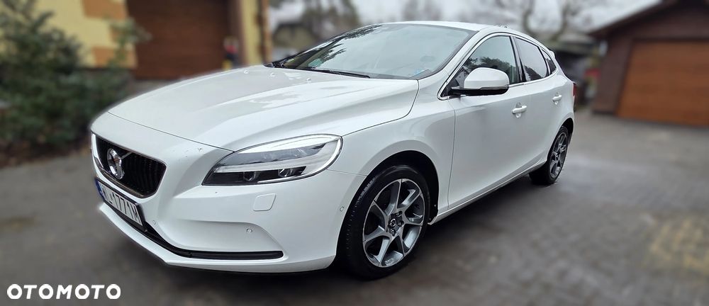 Volvo V40 D3 Drive-E Ocean Race - 1