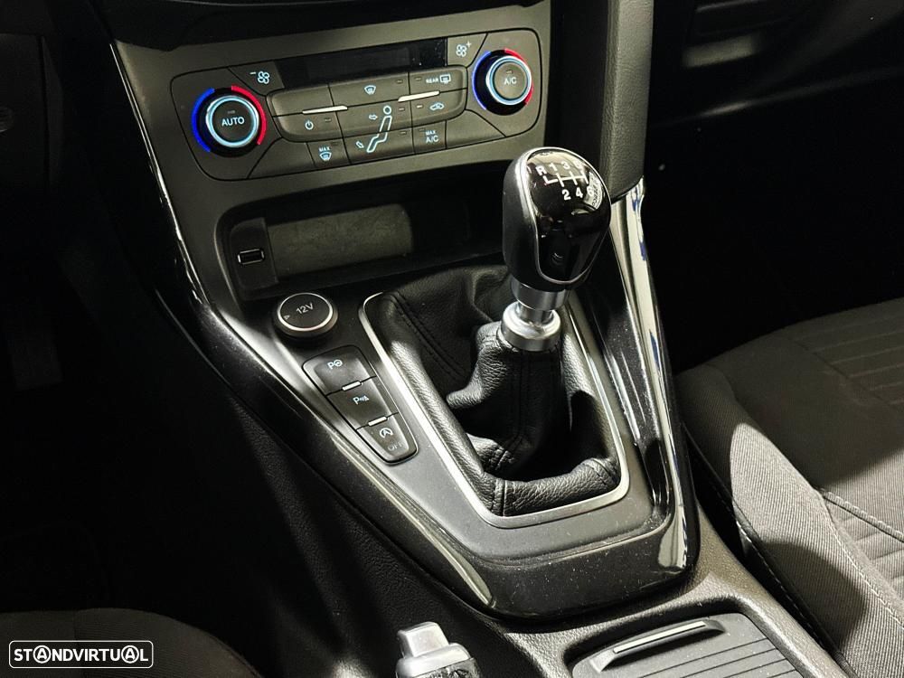 Ford Focus 1.5 TDCi Titanium - 21