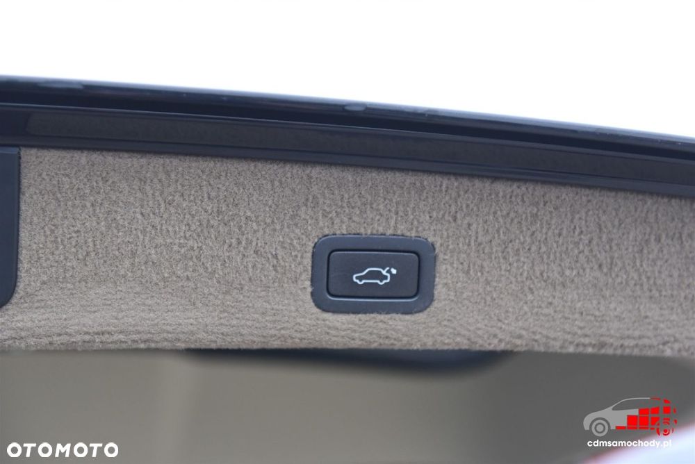 Volvo V70 D3 Momentum - 30