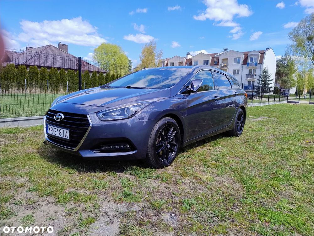 Hyundai i40 Kombi blue 1.7 CRDi DCT Style - 1