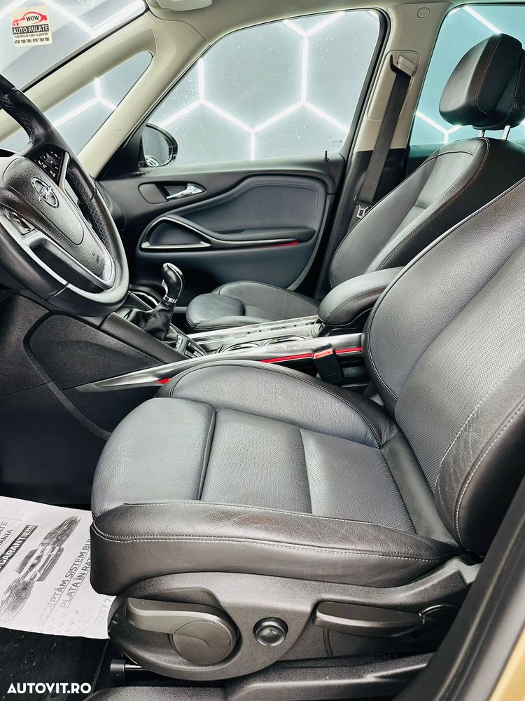 Opel Zafira Tourer 2.0 CDTI ECOTEC Cosmo - 9