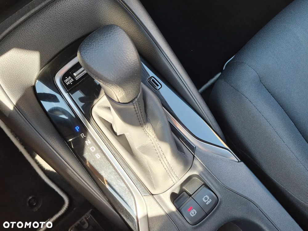 Toyota Corolla 1.8 Hybrid Active - 25