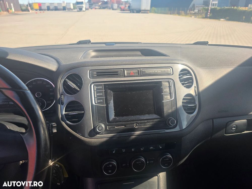 Volkswagen Tiguan 1.4 TSI BlueMotion Technology Exclusive - 4