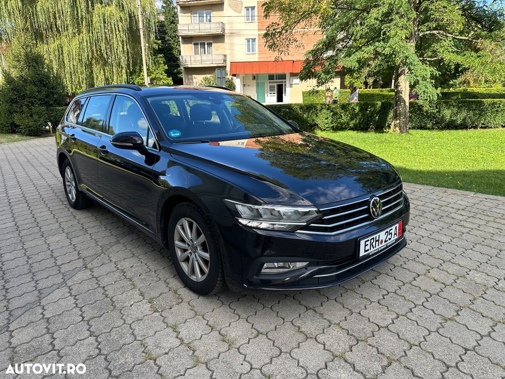 Volkswagen Passat - 11