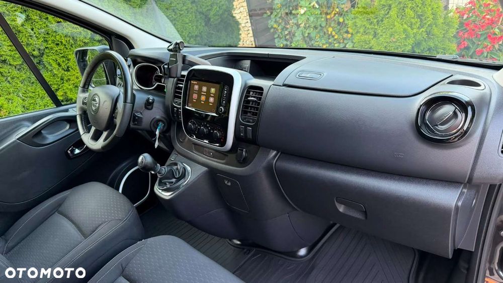 Opel Vivaro - 19