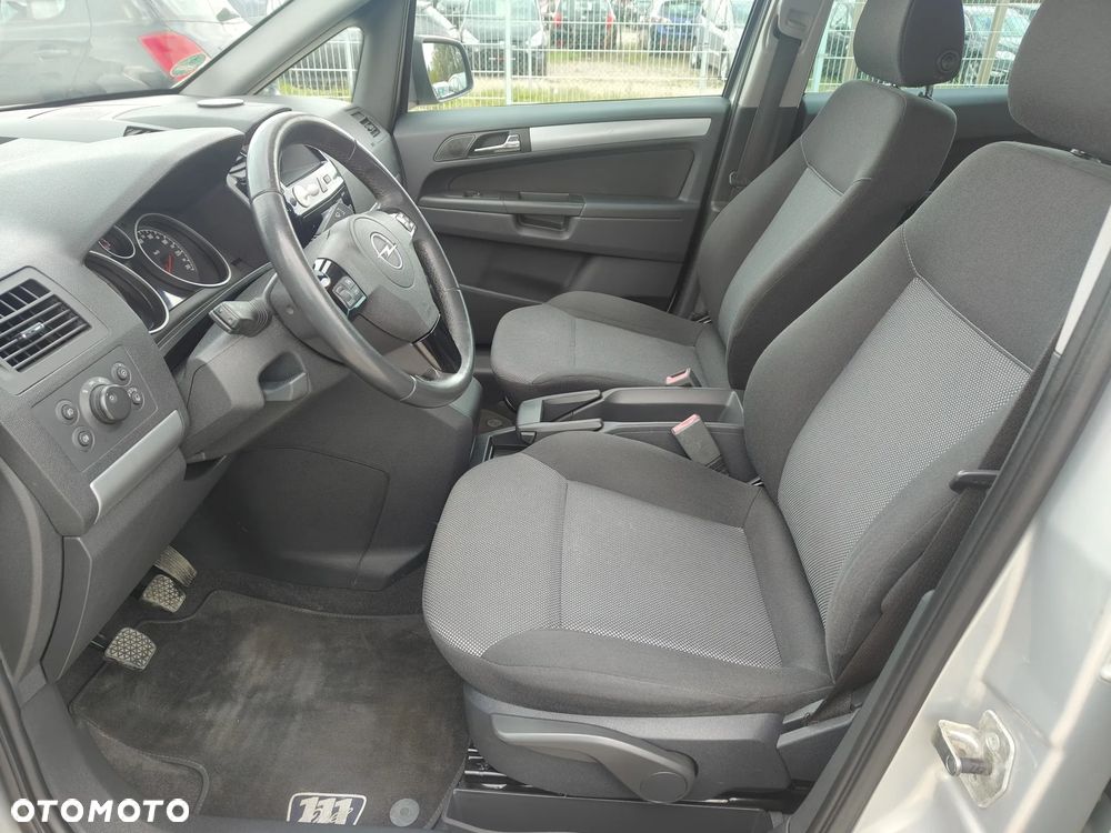 Opel Zafira 1.8 Edition 111 Jahre - 13