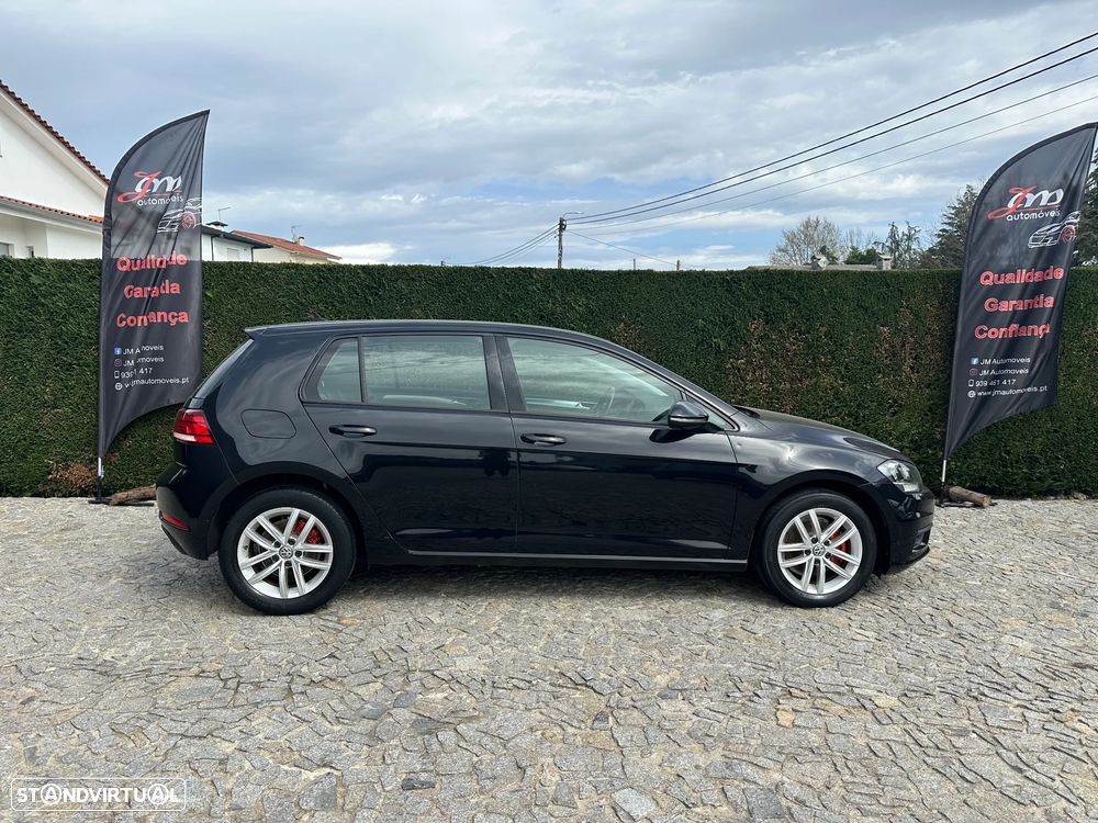 VW Golf 1.6 TDI Confortline - 4