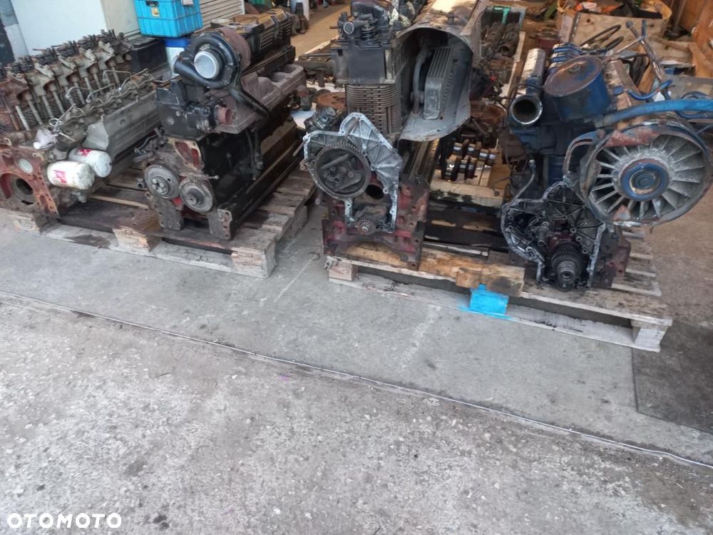 Części do silnika SAME,LAMBORGHINI,HURLIMAN 1000.6ATI 1000.6WTI.1000,6P 1000.3A 3,4,5,6 CYLINDRÓW 07511100,70720.4, 048.11100, 985P, 0471110.0,045.0065.6, 711100,065.1410.0, 75325.0, GŁOWICA,WTRYSK,BLOK,WAŁ,TŁOK,TULEJA,WOM,KOLEKTOR,CHŁODNICA,TURBO,OBUDOWA ROZRZĄDU,KOŁO,WAŁEK,POMPA,BALANSER,MISKA 53279706014, 532610150 KKK WISKOZA,ANTARES II,LASER,SILVER,EXPLORER,CORSARO,CENTAURO,TITAN,TAURUS,MERCURY,JAGUAR,TIGER,BUFFLO,DRAGO,RUBIN,IRON,LEOPARD,GALAXY,SOLAR.ASTER - 29