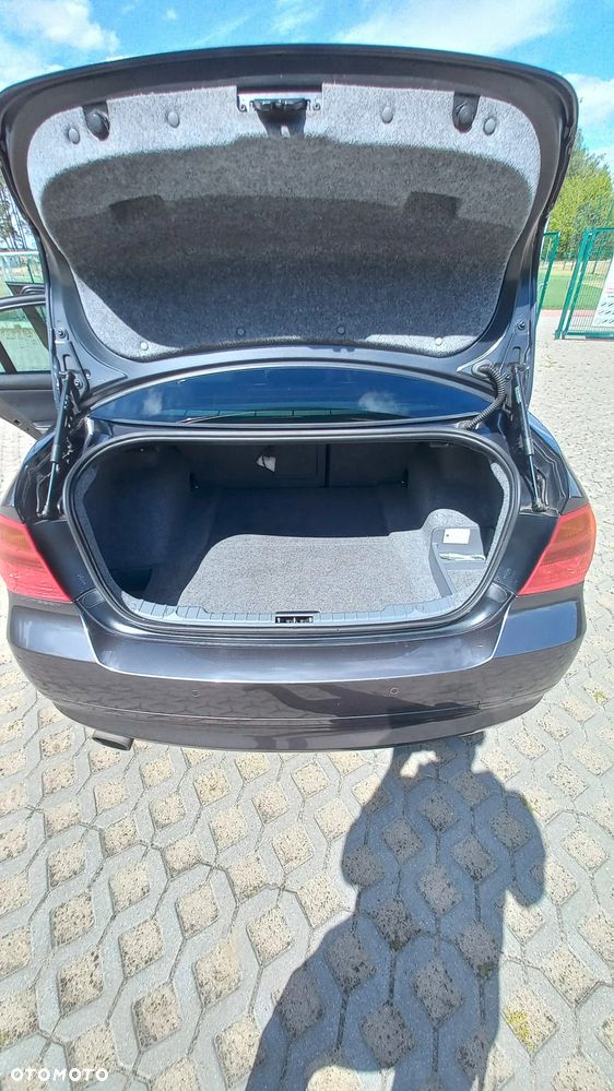 BMW Seria 3 316i - 9