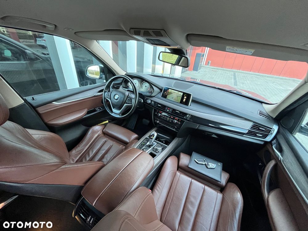 BMW X5 xDrive25d - 23