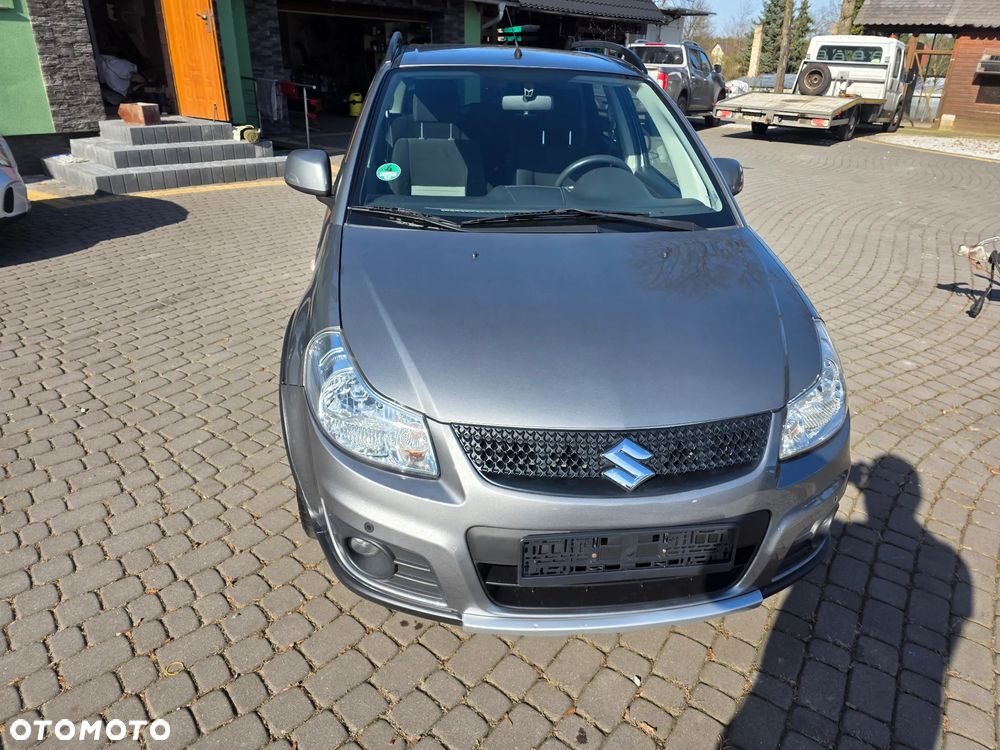 Suzuki SX4 1.6 VVT 4x4 Comfort - 11