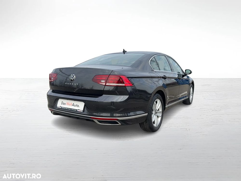 Volkswagen Passat - 5