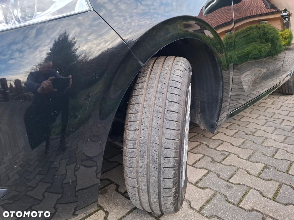 Peugeot 208 82 VTI Style - 32