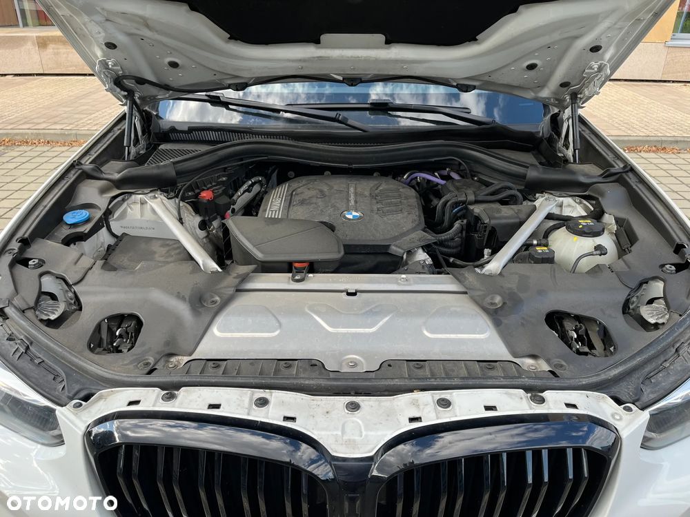 BMW X3 xDrive20d - 18