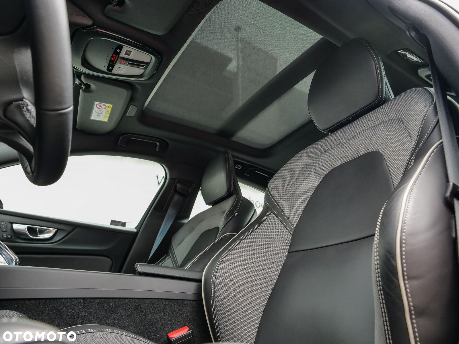 Volvo S60 - 12