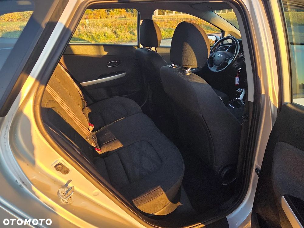 Kia Ceed - 14