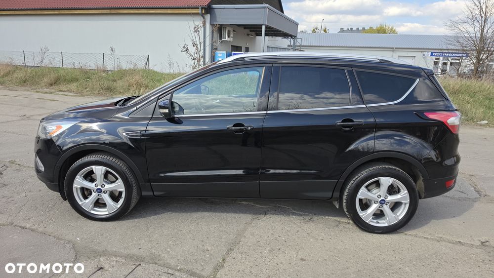 Ford Kuga 2.0 TDCi 2x4 Titanium - 6